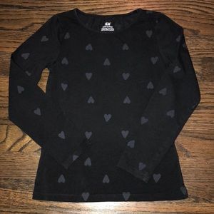🍒Girls Black Long Sleeve Shirt with Hearts🍒6-8